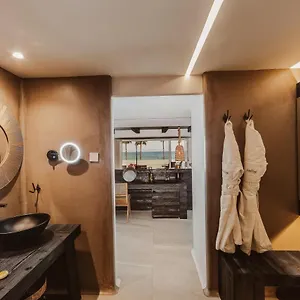 Hotell Kaliva - Adults Only