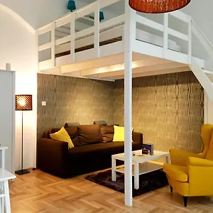  Apartman Lovag
