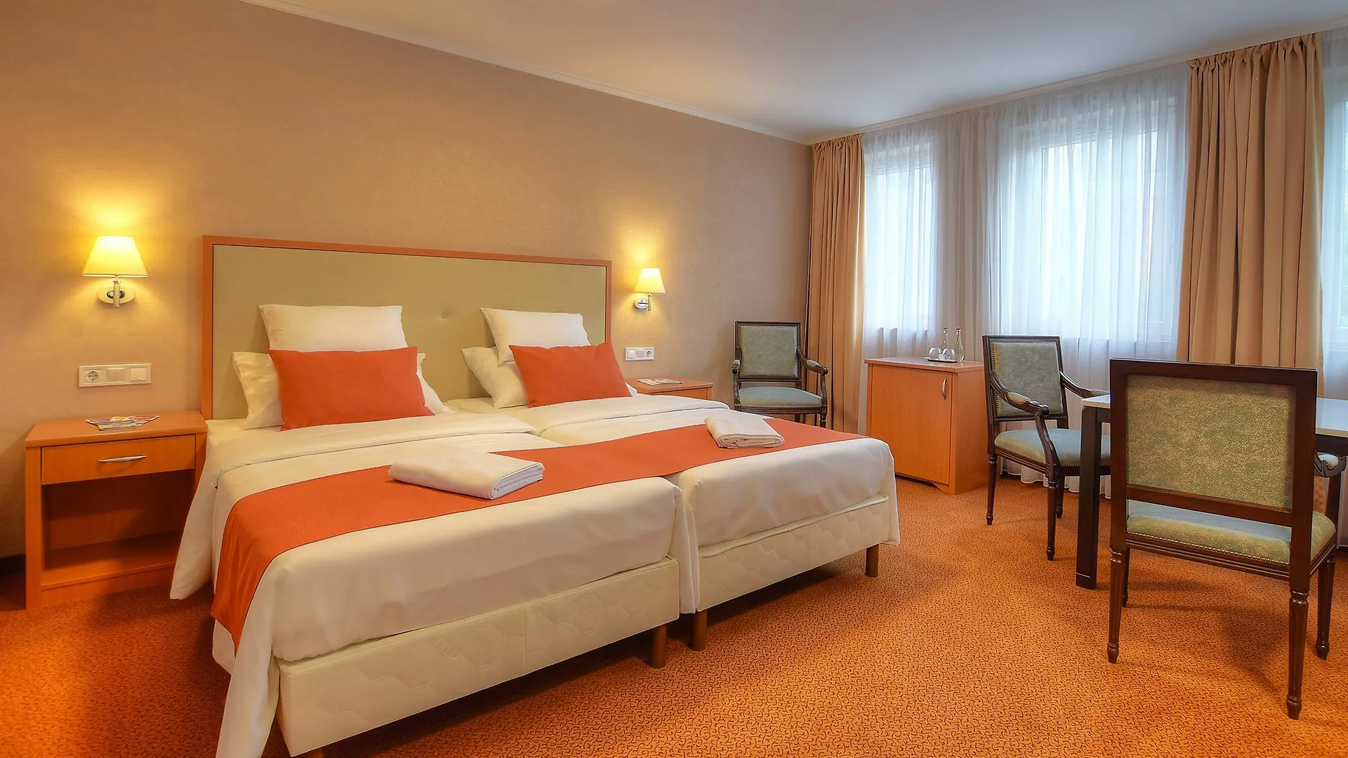 Anna Hotel Budapest 4*,